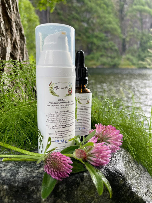 Urkraft- Anti-age dagserum for moden hud – nypefrø, rødkløver og squalane, 50 ml